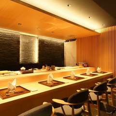 まるで大人の秘密基地。特別感にあふれる空間とスタイルも評判