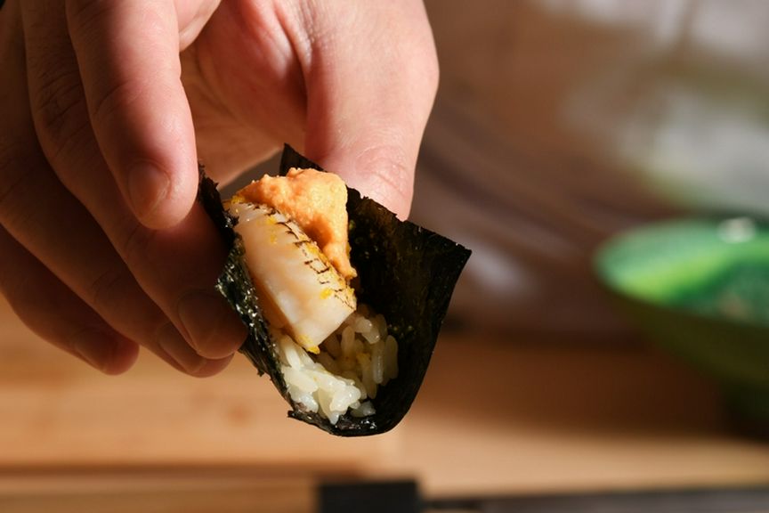6名様でカウンター席の貸切OK！大事な接待に頼りになる一軒