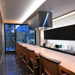 職人技を間近で味わう。非日常を届けるカウンター