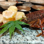 メインの伊勢エビのてんぷら
お刺身など揃えたコースとなっております
