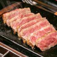 日本が世界に誇る食材である和牛を、ステーキというシンプルなスタイルで味わえるお店。定番部位・希少部位、いずれも150g～オーダーできます。