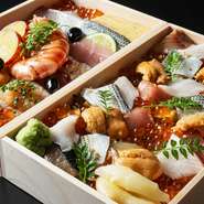 折々の最高の食材を使い、独自の技術と趣向で、【不二楼】ならではの「唯一不二」の寿司とつまみを披露。粋で親しみやすい接客も評判で、大事なビジネスパートナーを安心してもてなせます。英語対応もOK。
