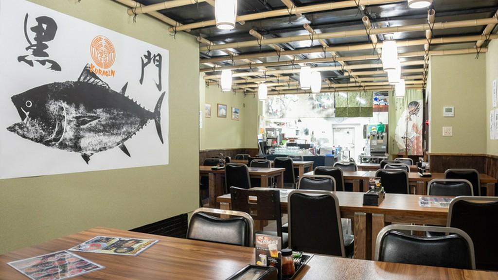 気負うことなく、鮮魚料理に舌鼓を打てる店