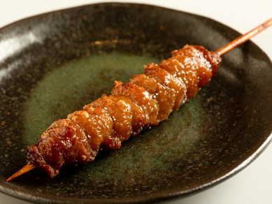 ジューシーで深い旨みが魅力的な名物料理『ぐる皮』