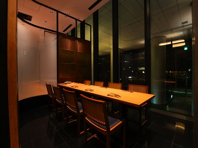 ゆったりとした和の雰囲気のある店内