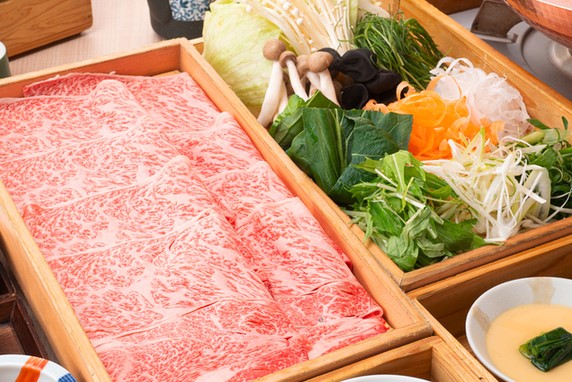 Dashi shabu-shabu, unlimited vegetable refills {Japanese Black Beef Course} 9 dishes total, 8,000 yen