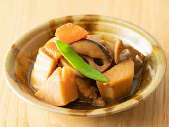 じんわりと体に染み入るようなおいしさ。郷土料理『博多ガメ煮』