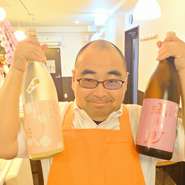 当店ではビストロ×日本酒のマリアージュも楽しめます！全国の旬の日本酒は生酒や無濾過の物をご用意しております、新鮮な野菜や拘りのお肉料理との相性もばっちりです。