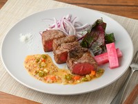厳選国産牛×シェフの技。フレンチの技法が素材を引き立てる『国産牛グリル』
