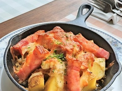 北海道産・厚切りベーコンのジャーマンポテト