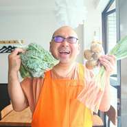 埼玉県東松山市のぴよぴよ農場さん
毎週、新鮮で美味しい有機野菜を届けていただいております。