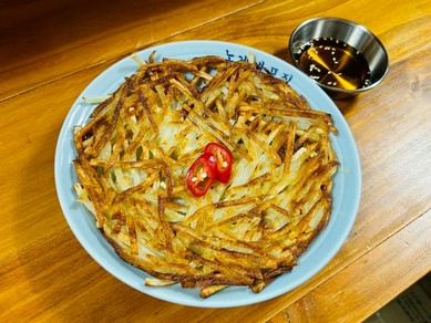 素材本来の旨みを堪能できる『じゃがいもチヂミ』