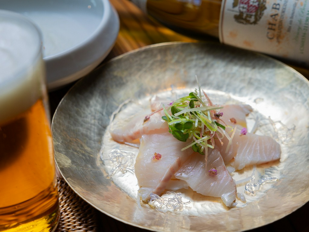 季節の食材を使った当日のオススメメニューも用意