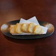 店主が厳選した旬の野菜を使った料理が自慢です。