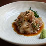 胡麻サバと並ぶ博多の郷土料理です。
観光のお客様に食べていただきたい一品です。