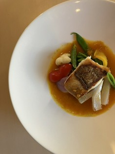 魚介の奥深さが溶け込んだ『鮮魚のブイヤベース』