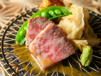 神戸牛のローストなど極上和牛を堪能できる『メインの肉料理』
