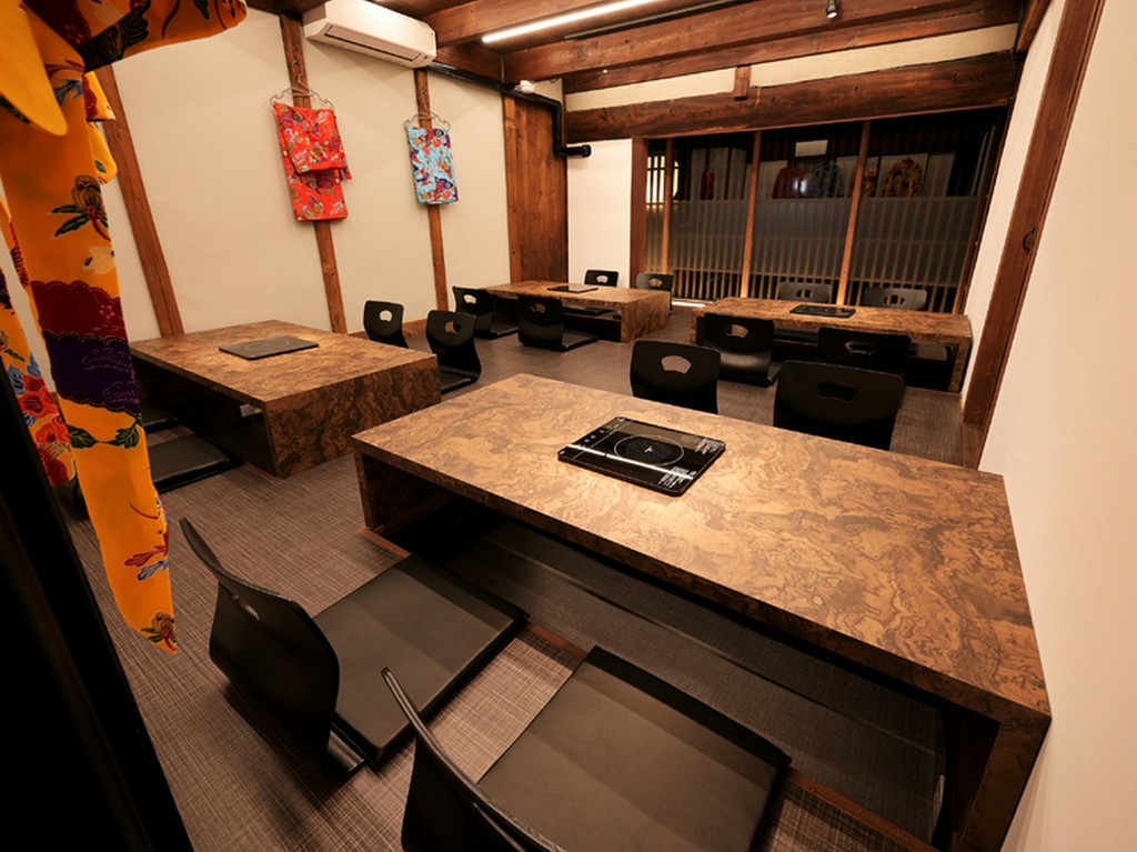 特別な日に訪れる価値がある広々とした店内