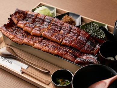 食べ応えのある鰻に、米・山椒までこだわった鰻重＆ひつまぶし