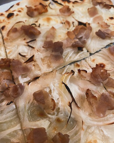 タルトフランベ