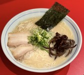 こだわりの手づくりスープ、心にしみる一杯『本場の博多ラーメン』