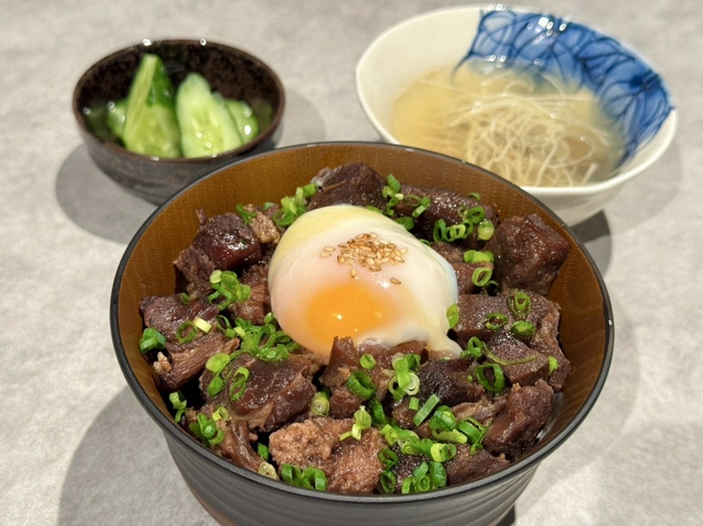 トロたん丼