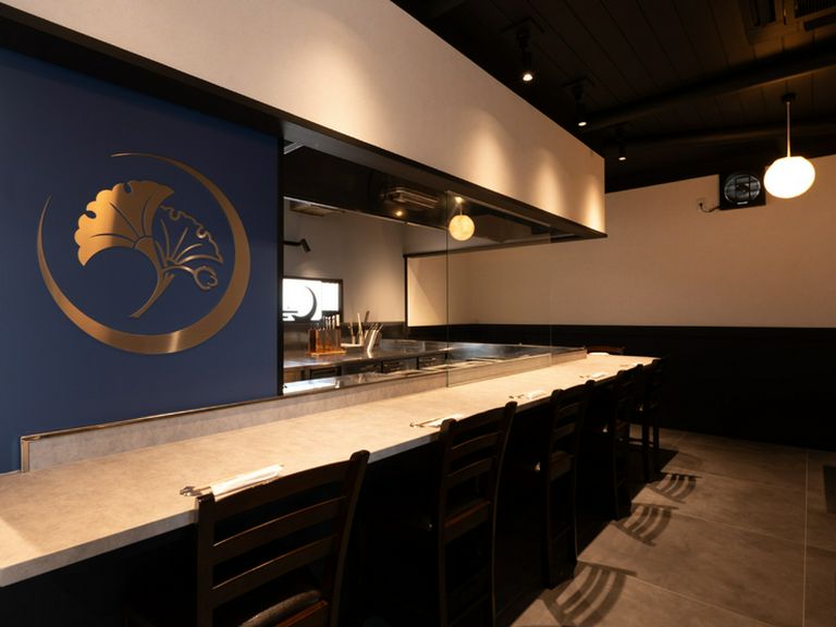 空間の心地よさと絶品料理が調和する、贅沢なひとときへ