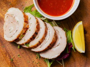 その日の一番おいしい食材を求めて、シェフ自ら厳選