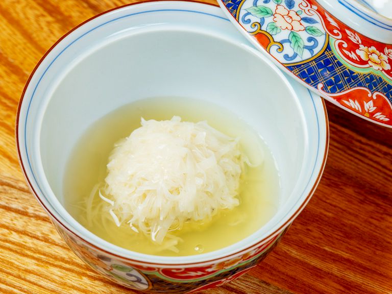 自由な料理を提案する創作割烹