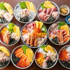 豪華メニューから、手頃な価格の本日の丼物もあり