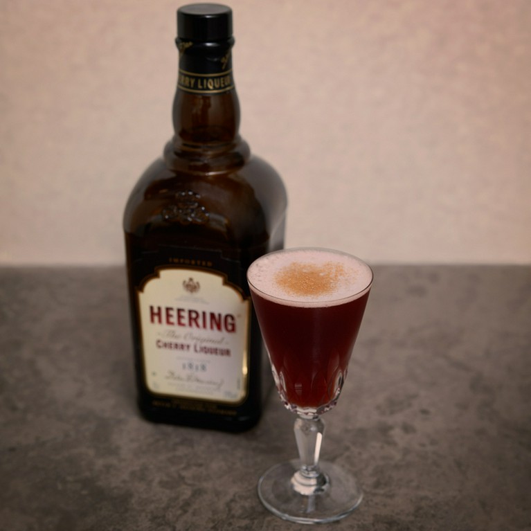 熟成した果実を思わせるカクテル『オーチャードナイト』