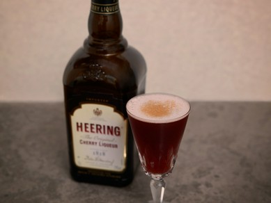 熟成した果実を思わせるカクテル『オーチャードナイト』