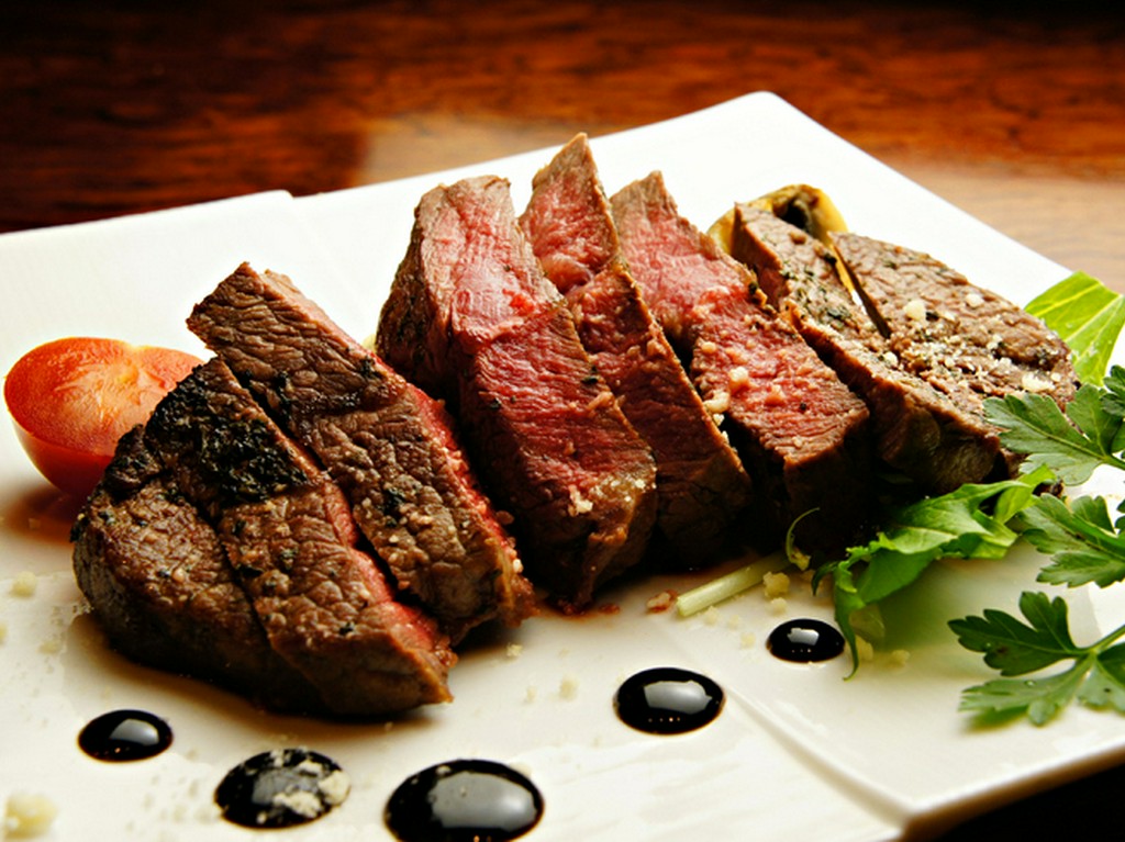 メインが信州牛ステーキのイタリアンコース！御料理全５品でお一人様6900円税込。