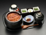 1尾　※お吸い物付きですが、プラス150円でうなぎの肝吸いに変更できます。
