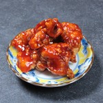 甘辛いソースをまとったから揚げです。

