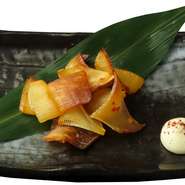 香ばしく炙って、噛むほどに旨み広がる。