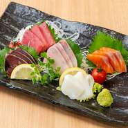 ここでしか味わえない鹿児島の海の幸。ぜひお楽しみください。3種盛り1,958円