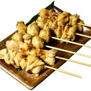 香ばしく焼き上げた鶏の旨みを存分に。