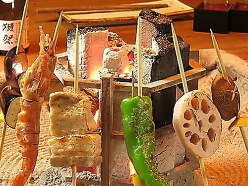 炭火が引き出す香り！濃い旨味を堪能