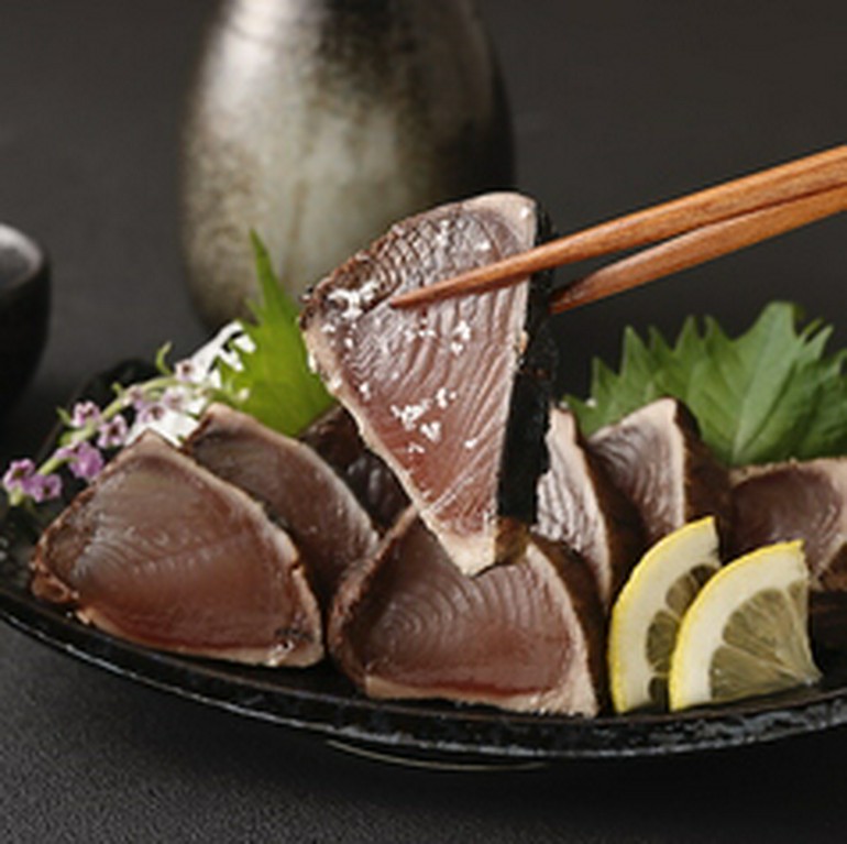産地直送『カツオの藁焼き』はコースでもご堪能頂けます。