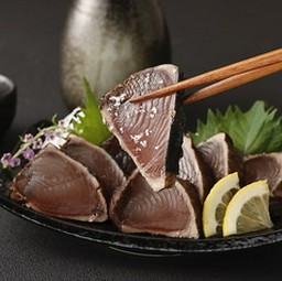 産地直送『カツオの藁焼き』はコースでもご堪能頂けます。