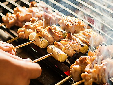 焼き鳥付き！！種類の多い食べ放題が格安で楽しめる！！完全個室×焼き鳥×食べ放題！