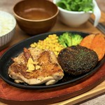 ※写真はチキンステーキ200gとハンバーグです♪
・100g　440円
・200g　780円
・300g　1,000円
・1ポンド　2,100円