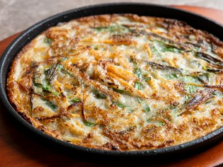 カリッとした食感がポイント、人気の一品『カリッとチヂミ』