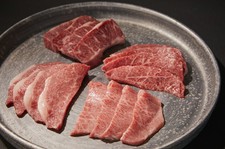 【鹿児島黒牛】取扱認定店舗でも限られたお店のみ提供できる｢極みタン2種｣などがご堪能いただけるコース