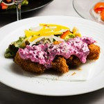 こだわりのタルタルソースで頂く絶品フライ。

