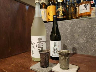 ラインナップは約20種。全国から選び抜かれたオススメ日本酒