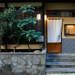 旬と時に想いを馳せる一時。文京区本郷三丁目に佇む大人の隠れ家