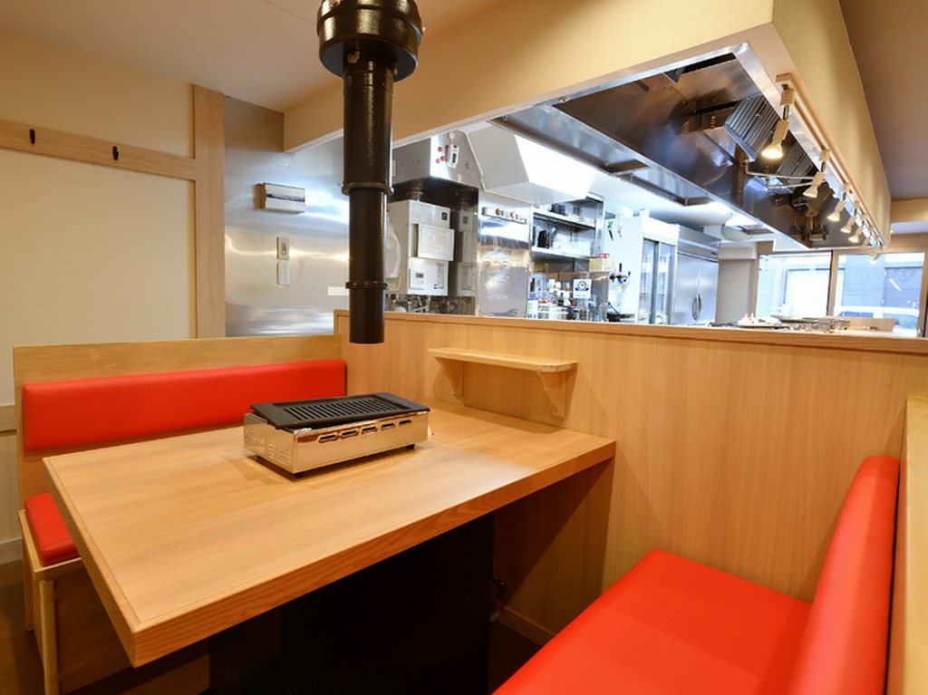 テーブル席は一家団欒の一時にもぴったり