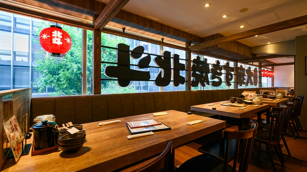 元気と心配りを大切に、気持ち良く食事を楽しめるお店を目指す